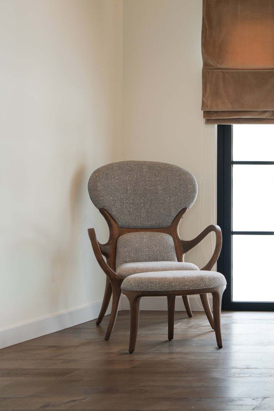 BAROQUE LOUNGE CHAIR