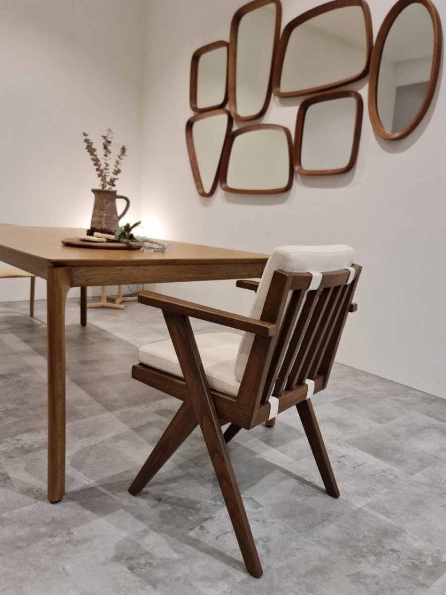 JOVET ARM DINING CHAIR