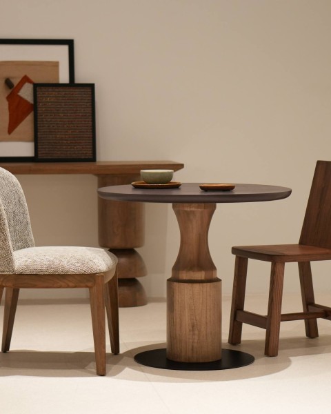 Breakfast Tables